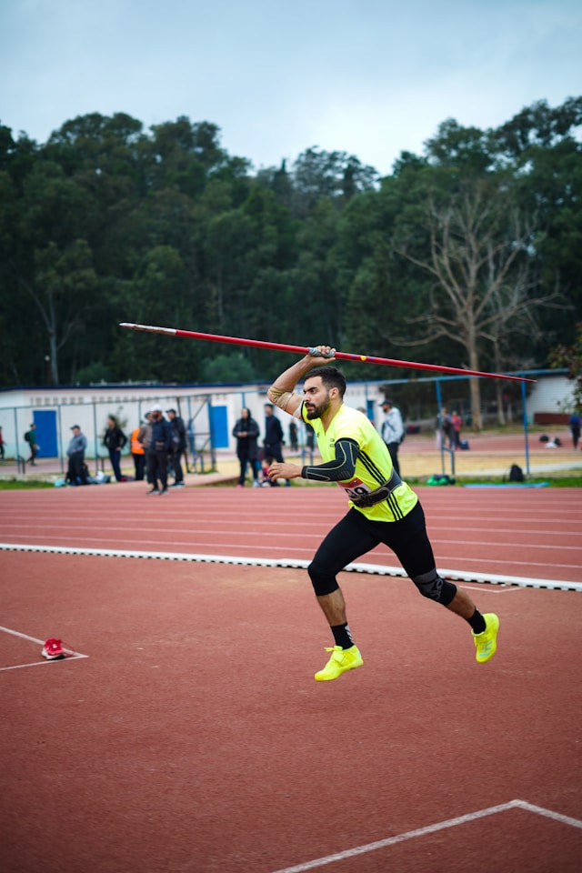完美彩票 · 田径场